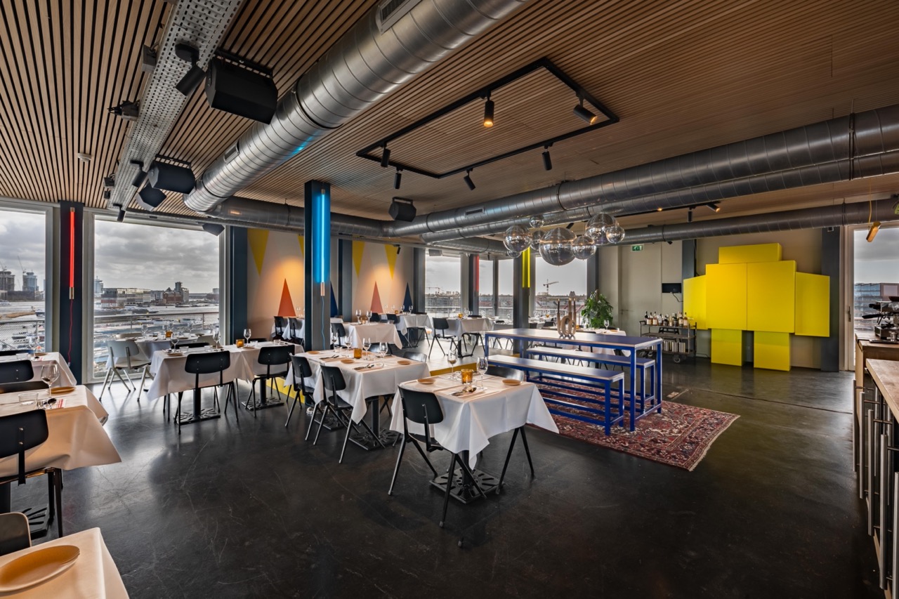 Restaurant REM in de Houthavens van Amsterdam geopend